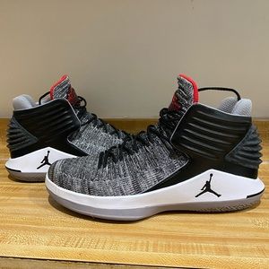 Nike Jordan xxxii Black university “MVP”